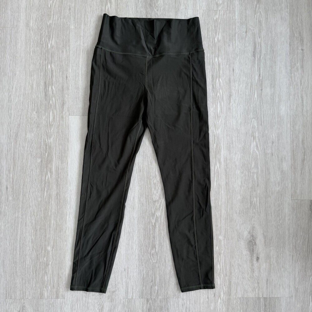 Vuori Daily Pocket Legging Dar Green 7/8 Ankle Length Women's Size S EUC